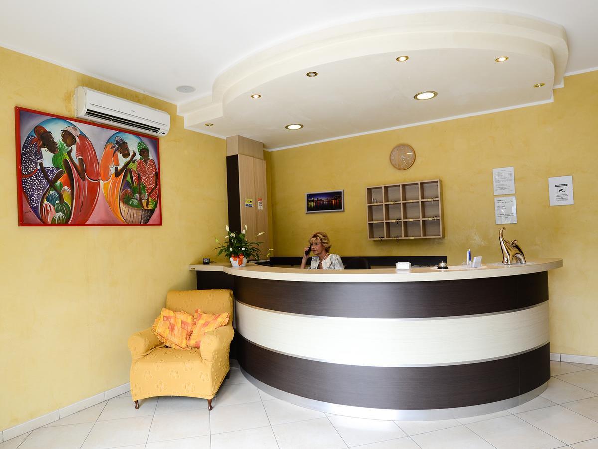 New Hotel Europa Crevalcore Екстер'єр фото